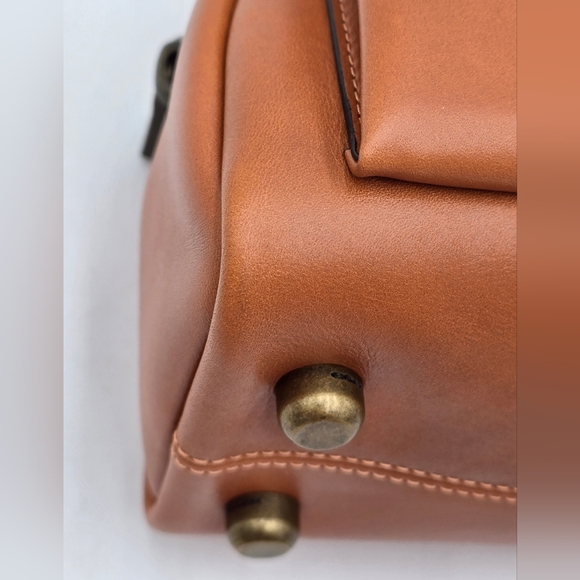 💥NWT💥Coach Twin Turnlock 20 , Toffee - Picture 6 of 14